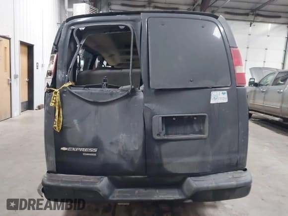 ✅ 2013 Chevrolet Express Passenger 1LS • VIN: 1GAZGZFG1D1185387 • Lot: 41300165. Listed on IAAI with Not provided. Free auction sales archive from the USA and detailed vehicle history report at DreamBid. Image 15.