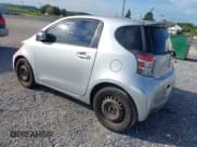 ✅ 2012 Scion iQ • VIN: JTNJJXB00CJ013817 • Лот: 43211133. Опубликован ранее на IAAI с пробегом 124 935 миль. Бесплатный доступ к архиву аукционных продаж из США и подробный отчёт об истории автомобиля на DreamBid. Изображение 3.