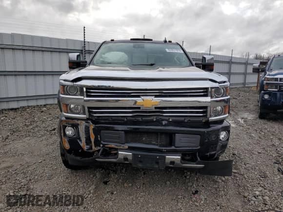 2016 Chevrolet Silverado 3500HD High Country с VIN 1GC4K1E81GF143756, выставлен на аукционе Copart как лот 83951974 с пробегом 107 319 миль миль и Списание • Salvage title. История ставок и продаж доступна на DreamBid. Изображение 5.