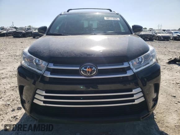 ✅ 2019 Toyota Highlander SE • VIN: 5TDKZRFH2KS574745 • Lot: 80111035. Wystawiony na Copart z przebiegiem 93 587 mil. Bezpłatny archiwum sprzedaży aukcyjnych z USA i szczegółowy raport historii pojazdu na DreamBid. Zdjęcie 5.