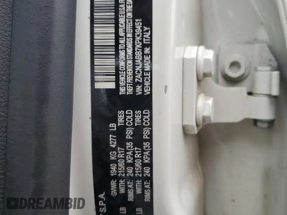 ✅ 2019 Jeep Renegade Latitude • VIN: ZACNJABB7KPK39451 • Lot: 82588515. Listed on Copart with 96,678 mi. Free auction sales archive from the USA and detailed vehicle history report at DreamBid. Image 12.