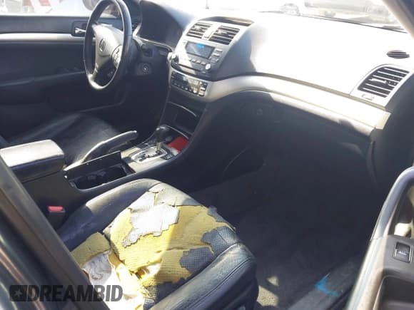 ✅ 2008 Acura TSX • VIN: JH4CL96828C003321 • Lot: 42553741. Listed on IAAI with 166,526 mi. Free auction sales archive from the USA and detailed vehicle history report at DreamBid. Image 5.