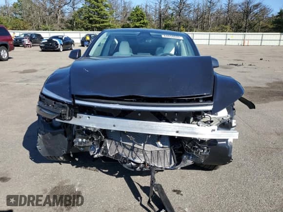 ✅ 2026 Tesla Model Y Long Range • VIN: 7SAYGDED8TA439079 • Lot: 84654035. Listed on Copart with Not provided. Free auction sales archive from the USA and detailed vehicle history report at DreamBid. Image 5.