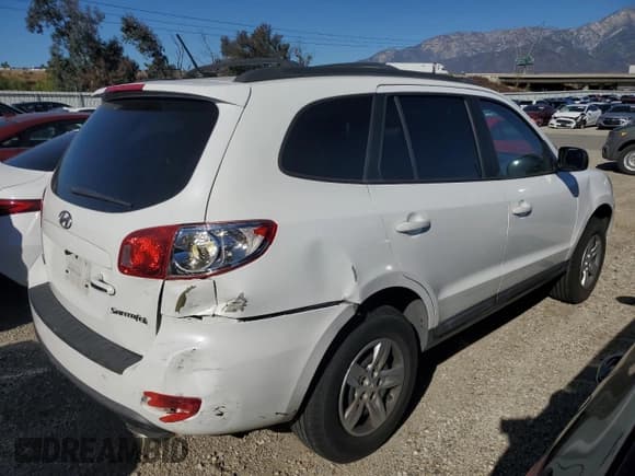 ✅ 2009 Hyundai Santa Fe GLS • VIN: 5NMSG13D49H275392 • Lot: 81001484. Listed on Copart with 151,340 mi. Free auction sales archive from the USA and detailed vehicle history report at DreamBid. Image 3.