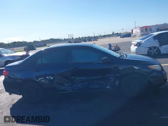 ✅ 2010 Toyota Corolla S • VIN: 1NXBU4EEXAZ322577 • Лот: 43587465. Опубликован ранее на IAAI с пробегом 147 864 миль. Бесплатный доступ к архиву аукционных продаж из США и подробный отчёт об истории автомобиля на DreamBid. Изображение 12.