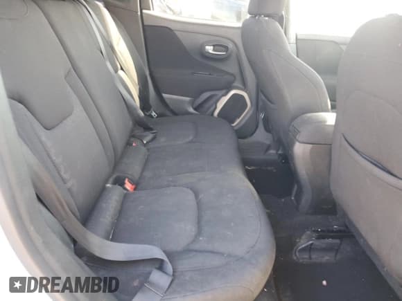 ✅ 2017 Jeep Renegade Latitude • VIN: ZACCJBBBXHPG39772 • Lot: 85734465. Wystawiony na Copart z przebiegiem 152 301 mil. Bezpłatny archiwum sprzedaży aukcyjnych z USA i szczegółowy raport historii pojazdu na DreamBid. Zdjęcie 11.