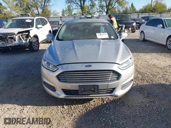 ✅ 2013 Ford Fusion SE • VIN: 3FA6P0H76DR213666 • Lot: 43403053. Listed on IAAI with 161,980 mi. Free auction sales archive from the USA and detailed vehicle history report at DreamBid. Image 13.