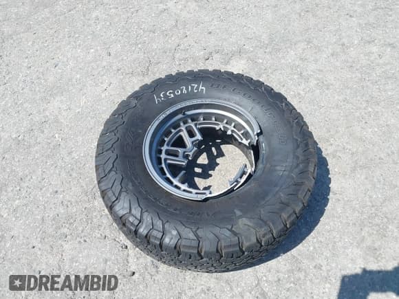 ✅ 2021 Ford Bronco • VIN: 1FMDE5BH2MLB03794 • Лот: 42180534. Опубликован ранее на IAAI с пробегом 59 807 миль. Бесплатный доступ к архиву аукционных продаж из США и подробный отчёт об истории автомобиля на DreamBid. Изображение 12.