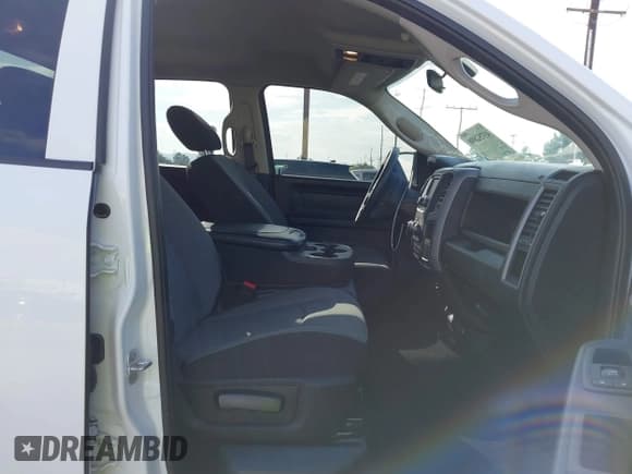 ✅ 2023 Ram 1500 Express • VIN: 1C6RR6FT8PS530918 • Lot: 43752898. Listed on IAAI with 60,505 mi. Free auction sales archive from the USA and detailed vehicle history report at DreamBid. Image 5.