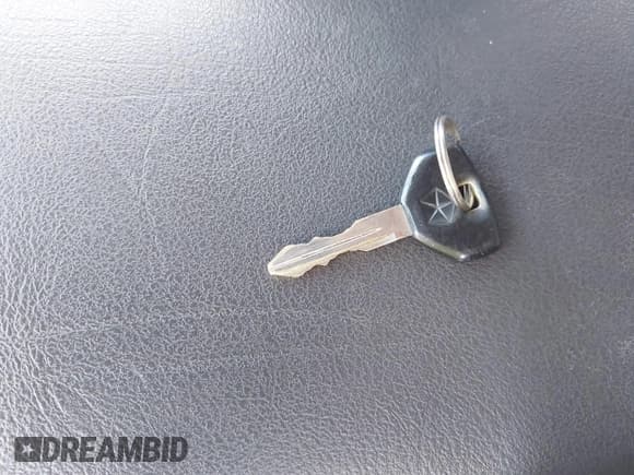 ✅ 1998 Jeep Grand Cherokee Laredo • VIN: 1J4GZ48S8WC349667 • Лот: 43325604. Опубликован ранее на IAAI с пробегом 232 752 миль. Бесплатный доступ к архиву аукционных продаж из США и подробный отчёт об истории автомобиля на DreamBid. Изображение 11.