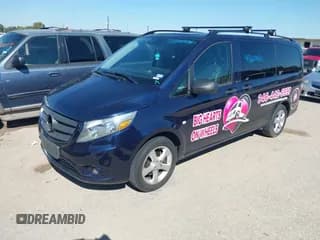 ✅ 2016 Mercedes-Benz Metris Passenger • VIN: WD4PG2EE2G3098716 • Lot: 43600471. Wystawiony na IAAI z przebiegiem 117 670 mil. Bezpłatny archiwum sprzedaży aukcyjnych z USA i szczegółowy raport historii pojazdu na DreamBid. Zdjęcie 2.