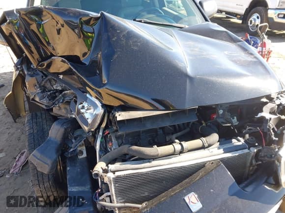 ✅ 2004 Saturn VUE V6 • VIN: 5GZCZ53414S842093 • Lot: 41632823. Wystawiony na IAAI z przebiegiem 131 605 mil. Bezpłatny archiwum sprzedaży aukcyjnych z USA i szczegółowy raport historii pojazdu na DreamBid. Zdjęcie 10.