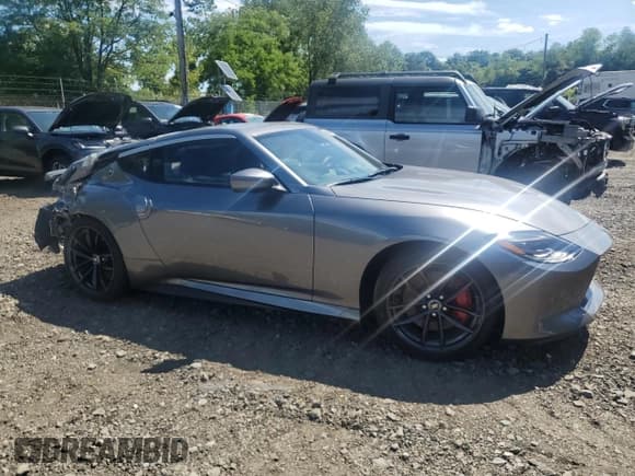 ✅ 2024 Nissan Z Performance • VIN: JN1BZ4BH0RM363030 • Lot: 69657325. Wystawiony na Copart z przebiegiem 7 216 mil. Bezpłatny archiwum sprzedaży aukcyjnych z USA i szczegółowy raport historii pojazdu na DreamBid. Zdjęcie 4.