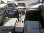 ✅ 2020 Hyundai Kona SE • VIN: KM8K12AA8LU518164 • Lot: 92865435. Listed on Copart with 80,007 mi. Free auction sales archive from the USA and detailed vehicle history report at DreamBid. Image 8.