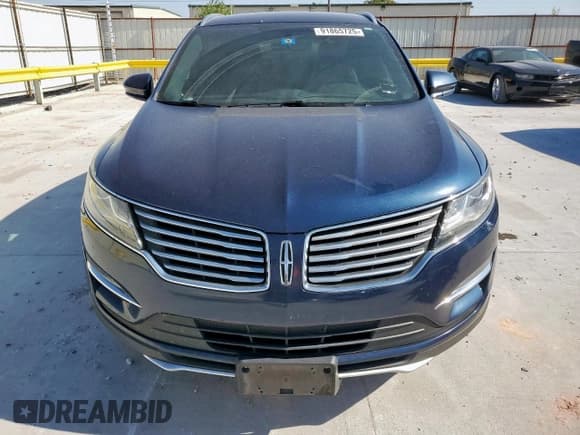 ✅ 2016 Lincoln MKC Select • VIN: 5LMCJ2C99GUJ21895 • Lot: 91865725. Wystawiony na Copart z przebiegiem 157 583 mil. Bezpłatny archiwum sprzedaży aukcyjnych z USA i szczegółowy raport historii pojazdu na DreamBid. Zdjęcie 5.