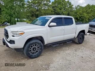 ✅ 2017 Toyota Tacoma SR • VIN: 5TFAX5GN1HX092401 • Лот: 63848625. Опубликован ранее на Copart с пробегом 99 250 миль. Бесплатный доступ к архиву аукционных продаж из США и подробный отчёт об истории автомобиля на DreamBid. Изображение 1.