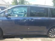 ✅ 2018 Toyota Sienna XLE • VIN: 5TDDZ3DC2JS198186 • Lot: 43054418. Listed on IAAI with 112,170 mi. Free auction sales archive from the USA and detailed vehicle history report at DreamBid. Image 14.