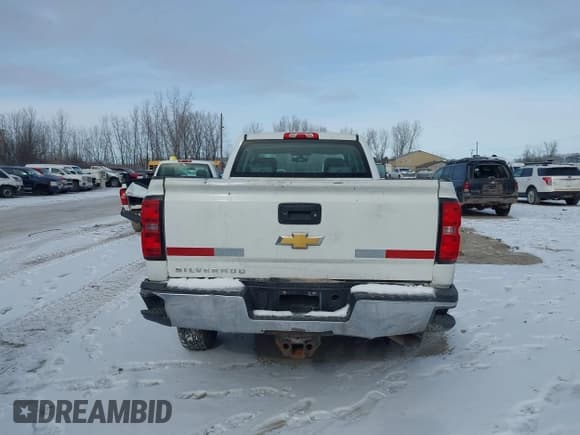 ✅ 2015 Chevrolet Silverado 2500HD Work Truck • VIN: 1GC1KUEG6FF141981 • Лот: 41480387. Опубликован ранее на IAAI с пробегом 267 557 миль. Бесплатный доступ к архиву аукционных продаж из США и подробный отчёт об истории автомобиля на DreamBid. Изображение 16.