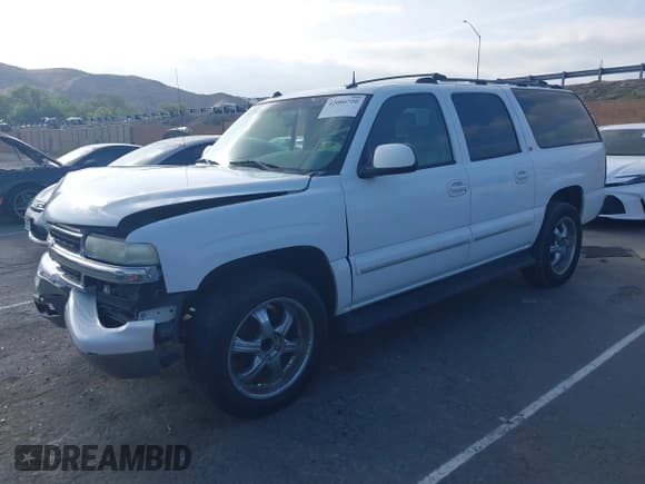 ✅ 2004 Chevrolet Suburban LS • VIN: 1GNEC16TX4J107987 • Лот: 42086720. Опубликован ранее на IAAI с пробегом 191 033 миль. Бесплатный доступ к архиву аукционных продаж из США и подробный отчёт об истории автомобиля на DreamBid. Изображение 2.