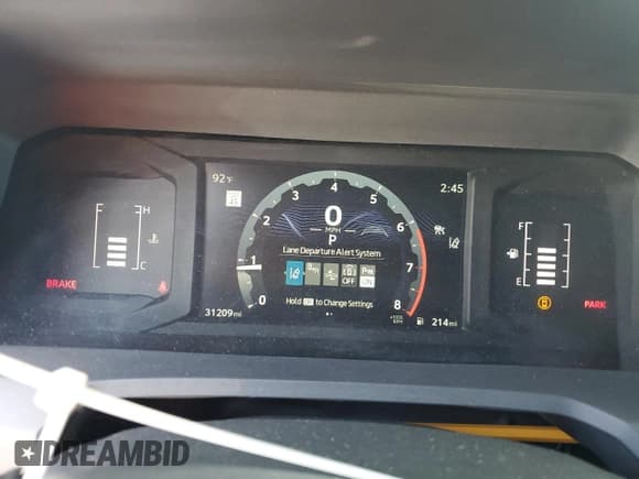 ✅ 2024 Toyota Tacoma SR5 • VIN: 3TYLB5JN3RT032440 • Lot: 82655455. Wystawiony na Copart z przebiegiem 31 209 mil. Bezpłatny archiwum sprzedaży aukcyjnych z USA i szczegółowy raport historii pojazdu na DreamBid. Zdjęcie 9.