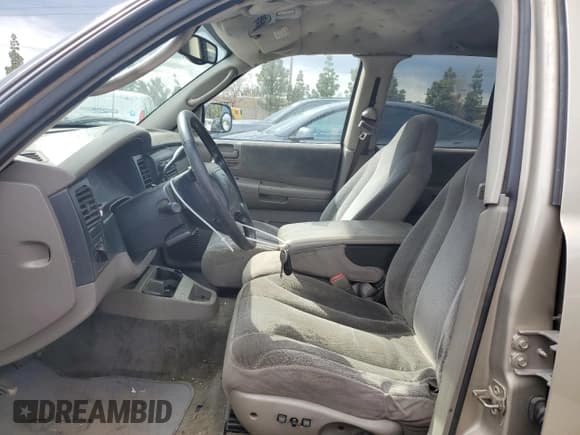 ✅ 2004 Dodge Dakota SLT • VIN: 1D7HL48N44S587448 • Lot: 45541925. Wystawiony na Copart z przebiegiem 305 432 mil. Bezpłatny archiwum sprzedaży aukcyjnych z USA i szczegółowy raport historii pojazdu na DreamBid. Zdjęcie 7.