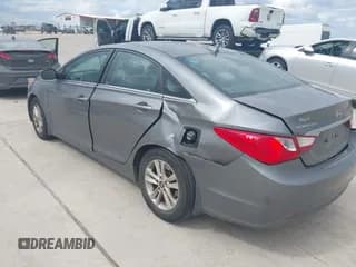 ✅ 2013 Hyundai Sonata GLS • VIN: 5NPEB4AC5DH611425 • Lot: 43475104. Listed on IAAI with 141,650 mi. Free auction sales archive from the USA and detailed vehicle history report at DreamBid. Image 3.