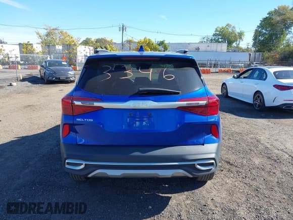 ✅ 2023 Kia Seltos S • VIN: KNDEUCAA1P7458909 • Lot: 43453346. Listed on IAAI with 32,833 mi. Free auction sales archive from the USA and detailed vehicle history report at DreamBid. Image 16.