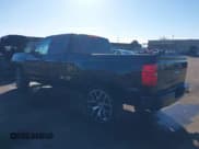 ✅ 2018 Chevrolet Silverado 1500 Custom • VIN: 1GCRCPEH8JZ191430 • Lot: 41657847. Wystawiony na IAAI z przebiegiem Nie podano. Bezpłatny archiwum sprzedaży aukcyjnych z USA i szczegółowy raport historii pojazdu na DreamBid. Zdjęcie 3.