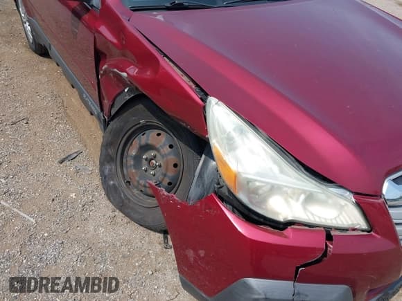 ✅ 2013 Subaru Outback 2.5i • VIN: 4S4BRBAC8D3282973 • Lot: 42418212. Listed on IAAI with 169,307 mi. Free auction sales archive from the USA and detailed vehicle history report at DreamBid. Image 6.