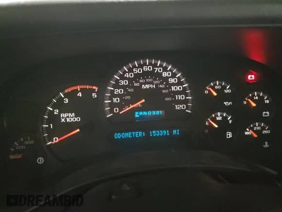 2005 Chevrolet Silverado 2500HD LT с VIN 1GCHK232X5F896009, выставлен на аукционе Copart как лот 82558055 с пробегом 153 391 миль миль и Списание • Salvage title. История ставок и продаж доступна на DreamBid. Изображение 9.