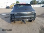 ✅ 2025 Porsche Macan • VIN: WP1AA2A57SLB02046 • Лот: 43768036. Опубликован ранее на IAAI с пробегом 5 881 миль. Бесплатный доступ к архиву аукционных продаж из США и подробный отчёт об истории автомобиля на DreamBid. Изображение 6.