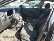 ✅ 2018 Hyundai Kona SE • VIN: KM8K1CAA2JU086304 • Лот: 72044654. Опубликован ранее на Copart с пробегом 50 532 миль. Бесплатный доступ к архиву аукционных продаж из США и подробный отчёт об истории автомобиля на DreamBid. Изображение 7.