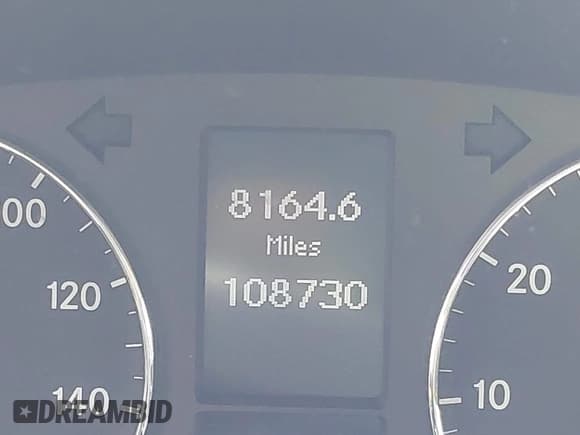 ✅ 2005 Mercedes-Benz C 240 • VIN: WDBRF81J75F707949 • Lot: 42083094. Wystawiony na IAAI z przebiegiem 108 730 mil. Bezpłatny archiwum sprzedaży aukcyjnych z USA i szczegółowy raport historii pojazdu na DreamBid. Zdjęcie 15.