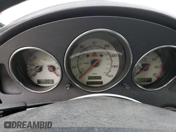 ✅ 2000 Mercedes-Benz SLK 230 Kompressor • VIN: WDBKK47F9YF161166 • Lot: 60606245. Wystawiony na Copart z przebiegiem 264 641 mil. Bezpłatny archiwum sprzedaży aukcyjnych z USA i szczegółowy raport historii pojazdu na DreamBid. Zdjęcie 9.