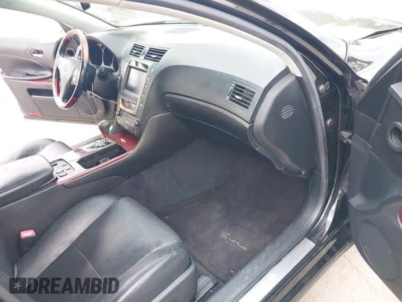 ✅ 2011 Lexus GS 350 • VIN: JTHCE1KS0B0028711 • Lot: 42177844. Wystawiony na IAAI z przebiegiem 214 907 mil. Bezpłatny archiwum sprzedaży aukcyjnych z USA i szczegółowy raport historii pojazdu na DreamBid. Zdjęcie 5.