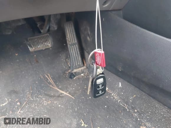 ✅ 2016 Hyundai Elantra SE • VIN: 5NPDH4AE7GH757275 • Лот: 43687538. Опубликован ранее на IAAI с пробегом 145 611 миль. Бесплатный доступ к архиву аукционных продаж из США и подробный отчёт об истории автомобиля на DreamBid. Изображение 11.