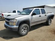 ✅ 2004 Chevrolet Colorado 1SB LS Z85 • VIN: 1GCDT136648103817 • Лот: 64425774. Опубликован ранее на Copart с пробегом 354 662 миль. Бесплатный доступ к архиву аукционных продаж из США и подробный отчёт об истории автомобиля на DreamBid. Изображение 1.