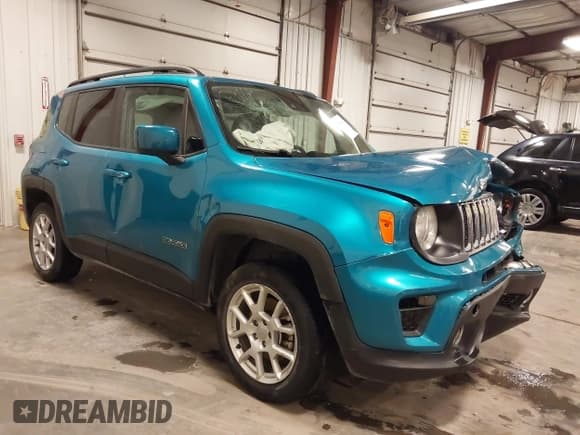 ✅ 2021 Jeep Renegade Latitude • VIN: ZACNJDBBXMPM57307 • Lot: 43566063. Wystawiony na IAAI z przebiegiem 68 084 mil. Bezpłatny archiwum sprzedaży aukcyjnych z USA i szczegółowy raport historii pojazdu na DreamBid. Zdjęcie 1.
