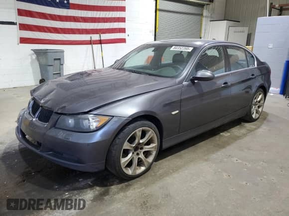 2006 BMW 3 Series 330i with VIN WBAVB335X6AZ86744, listed as a Copart auction lot 80352395 with Not provided miles and Salvage title. Bid and sale history available at DreamBid. Image 1.