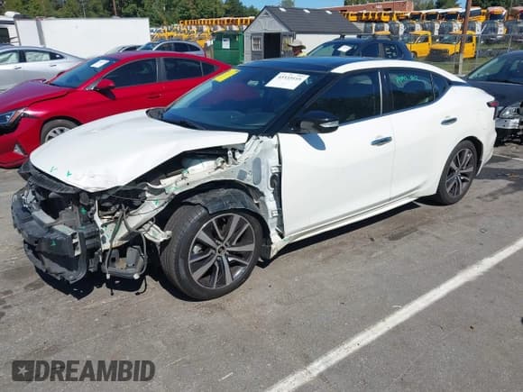 ✅ 2019 Nissan Maxima SL • VIN: 1N4AA6AV8KC379755 • Lot: 43333115. Wystawiony na IAAI z przebiegiem 204 292 mil. Bezpłatny archiwum sprzedaży aukcyjnych z USA i szczegółowy raport historii pojazdu na DreamBid. Zdjęcie 18.