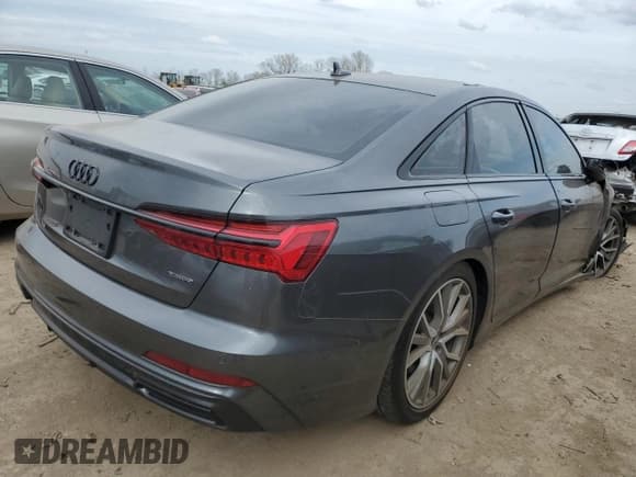 ✅ 2022 Audi A6 Premium Plus • VIN: WAUL2BF25NN013300 • Лот: 51272714. Опубликован ранее на Copart с пробегом 28 508 миль. Бесплатный доступ к архиву аукционных продаж из США и подробный отчёт об истории автомобиля на DreamBid. Изображение 3.