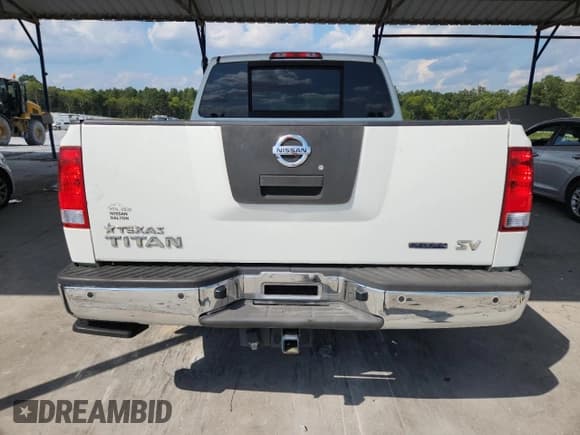 ✅ 2012 Nissan Titan SV • VIN: 1N6BA0ED0CN309909 • Lot: 71512495. Listed on Copart with 176,973 mi. Free auction sales archive from the USA and detailed vehicle history report at DreamBid. Image 6.