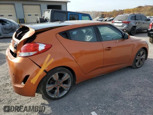 ✅ 2012 Hyundai Veloster w/Red Int • VIN: KMHTC6AD7CU047673 • Lot: 78368694. Wystawiony na Copart z przebiegiem 94 652 mil. Bezpłatny archiwum sprzedaży aukcyjnych z USA i szczegółowy raport historii pojazdu na DreamBid. Zdjęcie 3.
