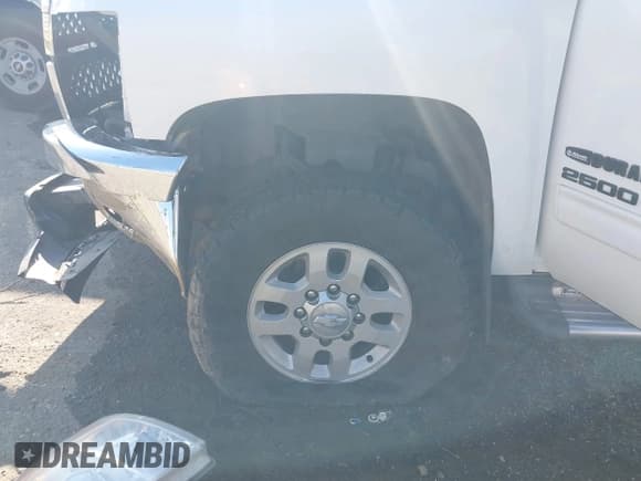 ✅ 2014 Chevrolet Silverado 2500HD LT • VIN: 1GC1KXC80EF116411 • Lot: 41208741. Listed on IAAI with 182,186 mi. Free auction sales archive from the USA and detailed vehicle history report at DreamBid. Image 6.