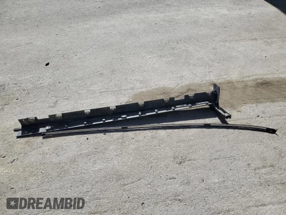 ✅ 2014 Ford Escape SE • VIN: 1FMCU0GX6EUA04473 • Lot: 86302275. Wystawiony na Copart z przebiegiem 68 993 mil. Bezpłatny archiwum sprzedaży aukcyjnych z USA i szczegółowy raport historii pojazdu na DreamBid. Zdjęcie 13.