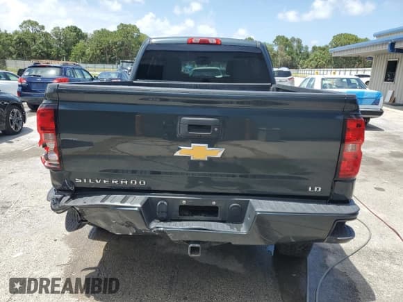 ✅ 2019 Chevrolet Silverado 1500 LT • VIN: 2GCVKPEC2K1114004 • Lot: 60217545. Wystawiony na Copart z przebiegiem 171 328 mil. Bezpłatny archiwum sprzedaży aukcyjnych z USA i szczegółowy raport historii pojazdu na DreamBid. Zdjęcie 6.