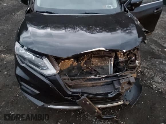 ✅ 2020 Nissan Rogue S • VIN: KNMAT2MV0LP511605 • Lot: 92252705. Listed on Copart with 87,230 mi. Free auction sales archive from the USA and detailed vehicle history report at DreamBid. Image 12.