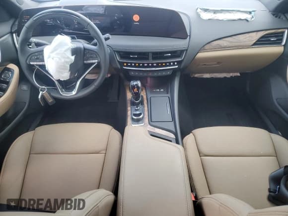 ✅ 2025 Cadillac CT5 Premium Luxury • VIN: 1G6DN5RW2S0112926 • Lot: 82286395. Wystawiony na Copart z przebiegiem 2 552 mil. Bezpłatny archiwum sprzedaży aukcyjnych z USA i szczegółowy raport historii pojazdu na DreamBid. Zdjęcie 8.