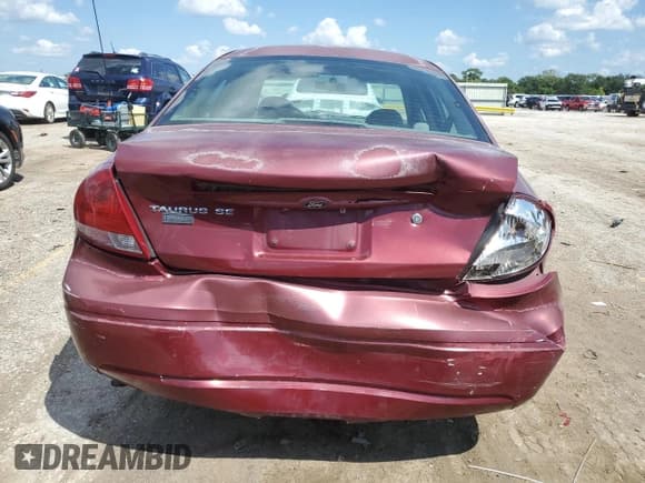 ✅ 2005 Ford Taurus SE • VIN: 1FAFP53U55A253811 • Lot: 69763615. Listed on Copart with 132,354 mi. Free auction sales archive from the USA and detailed vehicle history report at DreamBid. Image 6.