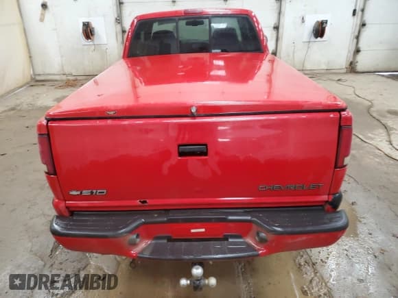 ✅ 2000 Chevrolet S-10 LS • VIN: 1GCCS19W3Y8257560 • Лот: 81254834. Опубликован ранее на Copart с пробегом 218 193 миль. Бесплатный доступ к архиву аукционных продаж из США и подробный отчёт об истории автомобиля на DreamBid. Изображение 6.